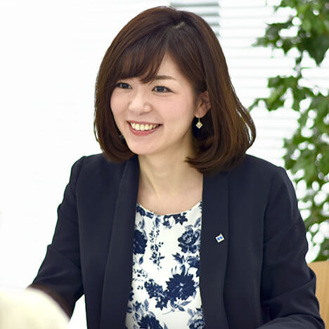 先輩社員紹介 新卒採用 総合職採用 株式会社コーセー 企業情報サイト 先輩社員紹介 新卒採用 総合職採用 株式会社コーセー 企業情報サイト
