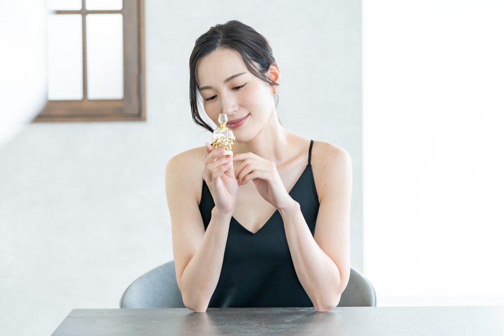 香りが肌にあたえる影響とは?美容に取り入れるメリットや方法も解説