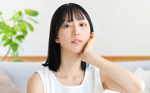 スキンケアも、毛穴カバーも、くずれなさも。セラミド※仕込みの美容液下地でうるおい上質肌をずっとキープ