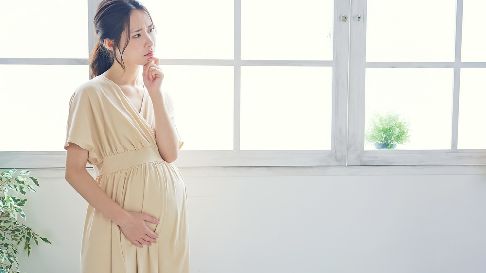 妊娠中〜産後の肌悩みの原因は？忙しい毎日でゆらぐ肌を守るスキンケアを解説