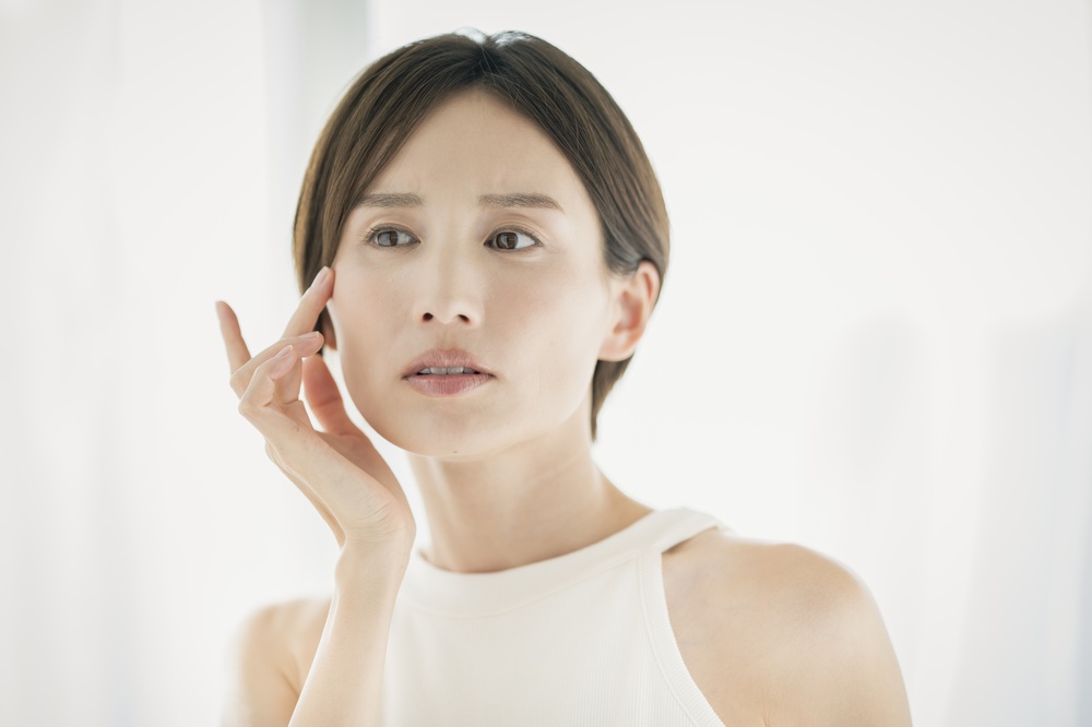 ナイアシンアミドの効果とは？シワ改善や毛穴ケアに役立つ美容成分の魅力を解説