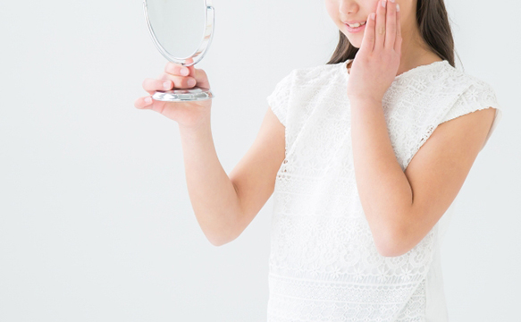 毎日のスキンケアでシワを改善　ハリツヤあふれる肌へみちびく薬用シワ改善化粧水