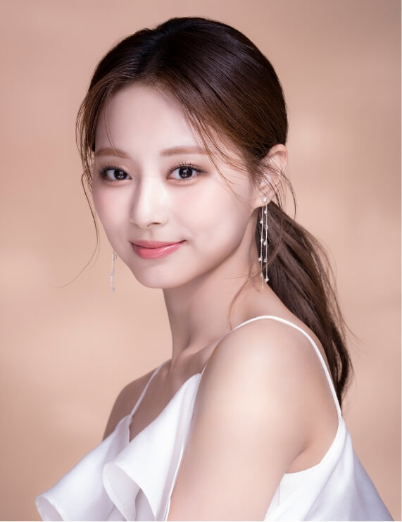 TZUYU 写真