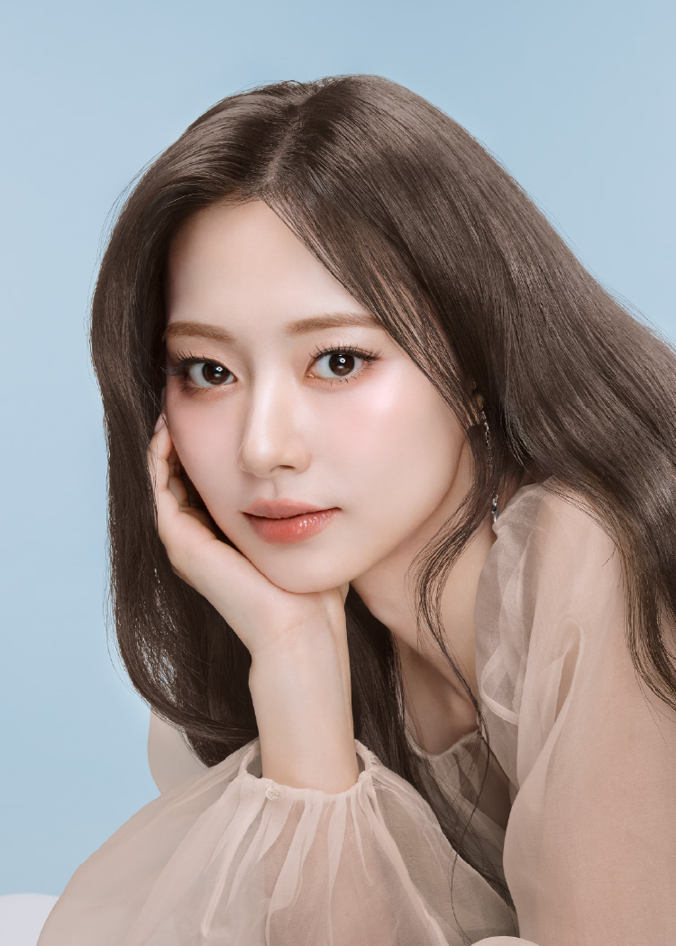 MAKEUP STYLE